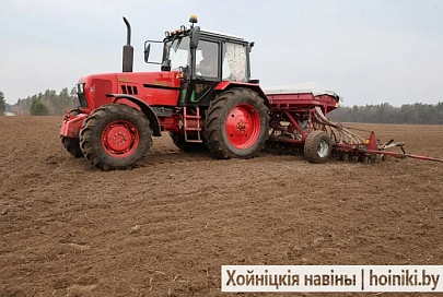 Механизаторы КСУП «Судково» приступили к выборочному севу овса