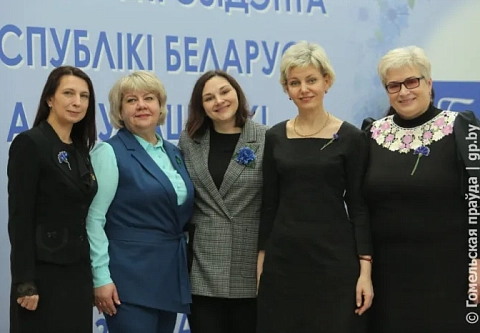Сегодня Александр Лукашенко встречается с активом Белорусского союза женщин
