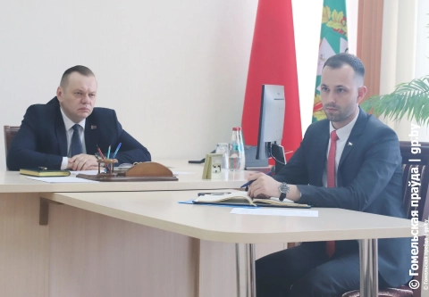 Бескупелье и смена школы: заместитель председателя облисполкома Дмитрий Алейников провел прием граждан
