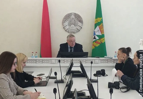 Нивелируем залегший "мирный атом". В облисполкоме рассказали, как возвращается жизнь на постчернобыльские земли