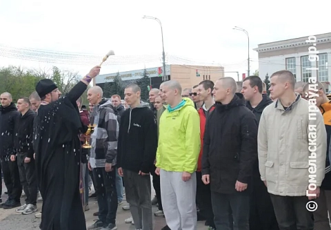 Служить Отечеству! В Гомеле прошла торжественная отправка призывников области для исполнения почетного гражданского долга 