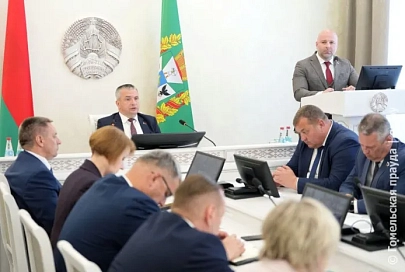 Ссылаться на влагу не стоит. На аппаратном совещании облисполкома рассмотрели ход полевых работ и проекты в сфере строительства