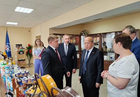 Гомельщину посещает Чрезвычайный и Полномочный Посол Китайской Народной Республики в Республике Беларусь Се Сяоюн