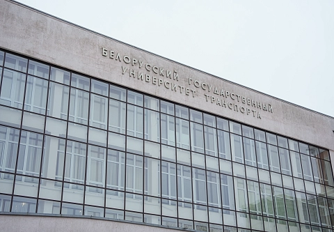 Выпускник БелГУТа посвятил песню механическому факультету 