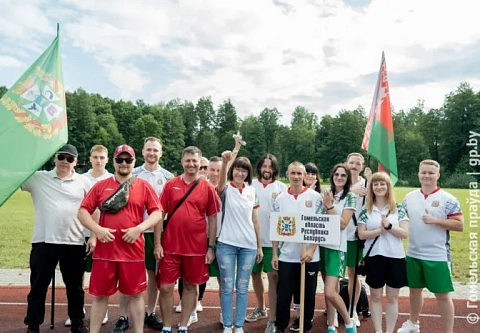Дан старт. В «Стайках» состоялась церемония открытия республиканской спартакиады среди работников СМИ