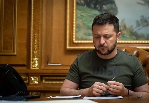 Беспредельная мобилизация, марихуана, педофилы. На Украине разгорается кризис власти