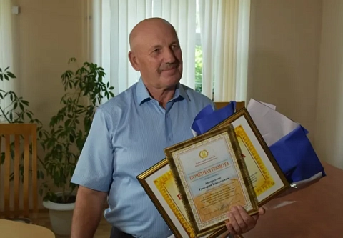Григорий Анопреенко руководит сельхозпредприятием «Комаринский» в Брагинском районе с 1994 года