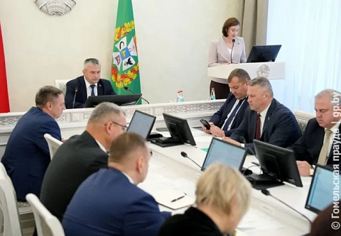 Уплотняем графики, не ждем зимы. На аппаратном совещании облисполкома рассмотрели вопросы мелиорации, мостового и дорожного хозяйства