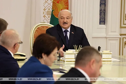 Александр Лукашенко попросил журналистов кое-что передать руководителям СМИ