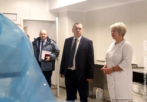 Дмитрий Алейников проверил ход реконструкции в Гомельском областном клиническом кардиологическом центре и строительство нового корпуса в областном клиническом онкодиспансере