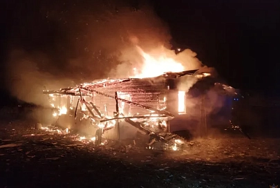В Светлогорском районе на пожаре в жилом доме погибли два человека