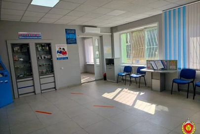 В Хойниках женщина похитила пакет с продуктами и кошелек из отделения почты