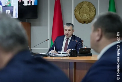 Кадровый день в облисполкоме: новые заместители начальников управлений делопроизводства, спорта и туризма