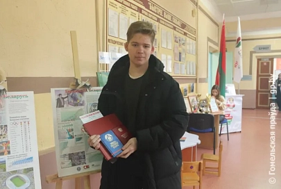 Ярко, интересно и с подарками проходит основной день голосования в Советском районе Гомеля в средней школе № 3 Гомеля имени Д. Н. Пенязькова