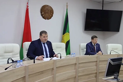 Завершение ремонта техники, наведение порядка на земле и раскорчевка садов. Областной семинар для работников сельскохозяйственной отрасли прошел в Буда-Кошелевском районе