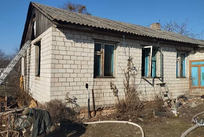 На пожаре жилого дома в Житковичском районе работники МЧС спасли хозяина