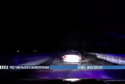 Сотрудники ГАИ преследовали нетрезвого бесправника в Рогачевском районе