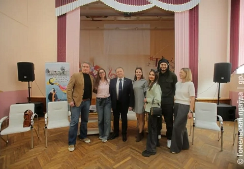 Сергей Беспалый и команда «Правда Радио» встретились с рогачевскими педагогами