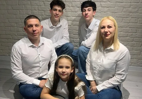  Многодетные родители Александр и Мария Рабковы поделились секретами семейного счастья и крепкой любви