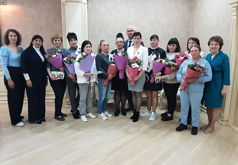 В День семьи профсоюзы Гомельщины чествовали супружеские пары и многодетные семьи, навестили детей из Улуковской спецшколы-интерната