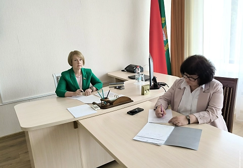 Мусор раздора. Член Совета Республики, председатель областного Совета депутатов Екатерина Зенкевич провела прием граждан