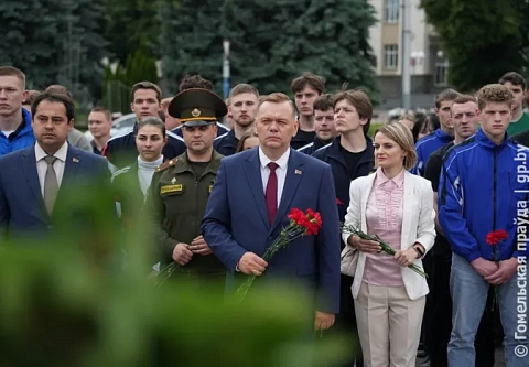 Участники республиканской военно-прикладной игры «Прорыв» почтили память героев Великой Отечественной войны