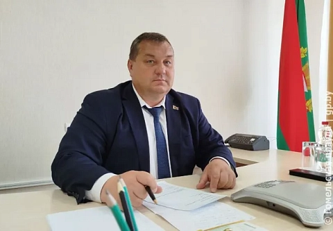 Каждый видит проблему своими глазами. Дмитрий Петрожицкий провел прямую линию