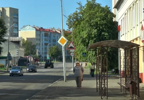В Мозыре воплощают в жизнь  проект по брендированию остановок общественного транспорта