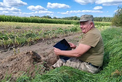 Останки десятков солдат, погибших в ходе освобождения Гомельщины в боях и от ран, подняли поисковики в Светлогорском районе