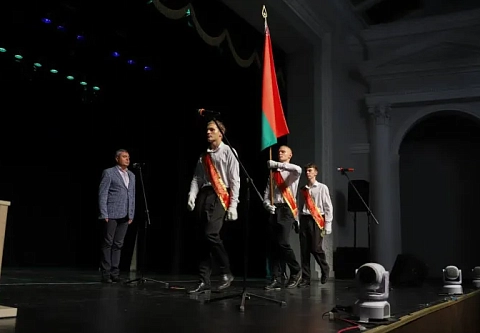 Александр Новиков принял участие в торжественной линейке для учащихся Гомельского автомеханического колледжа