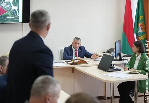 33 коровы и десять лошадей: председатель облисполкома Иван Крупко провел прием граждан в Гомеле