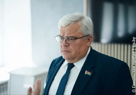 Андрей Кривоносов: «Вместо решения внутренних проблем президент Франции предлагает своим гражданам участвовать в чужих конфликтах»