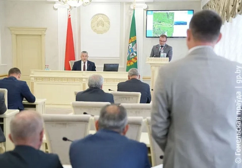 Снос и удобная инфраструктура: совещание по вопросам строительной отрасли провел председатель облисполкома Иван Крупко