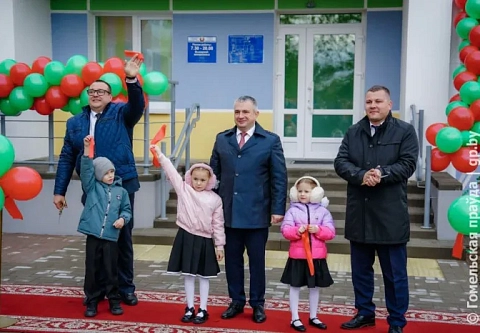 Ко Дню учителя гимназия Ветки получила подарок – новый комплекс с музыкальным классом и двумя хореографическими залами
