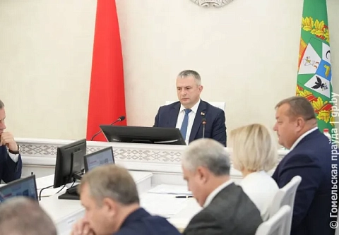 Пусть нигде не вспыхнет. На аппаратном совещании в облисполкоме обсудили вопросы благоустройства и пожарной безопасности