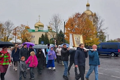 В Калинковичах прошел Крестный ход с иконой Божией Матери Юровичской Милосердной