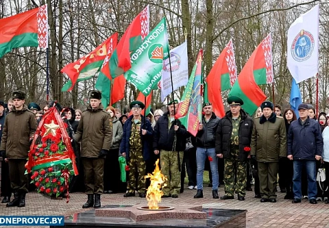 В Речице отметили 82-ю годовщину освобождения райцентра и района от немецко-фашистских захватчиков