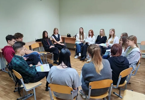 В ГГУ имени Ф. Скорины прошло интерактивное занятие для будущих абитуриентов «Палитра твоей карьеры» 