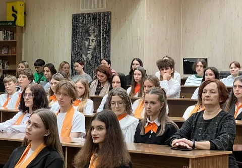 Общение. Молодежь. Идеи: в Жлобине прошла диалоговая площадка 