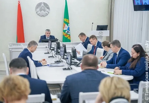 Морозы не повод расслабляться: в облисполкоме обсудили готовность сельхозпредприятий к работе в сложных погодных условиях 