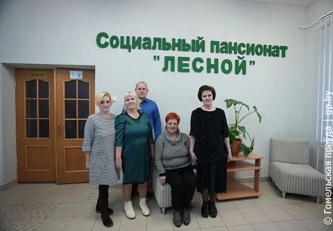 Место, где живет доброта. Как в пансионате «Лесной» заботятся о постояльцах и чем он отличается от других социальных учреждений 