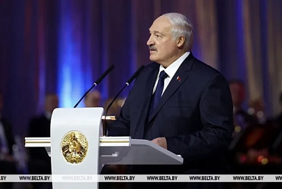 Лукашенко про Год белорусской женщины: впервые выбрали не просто тему года, а его символ 