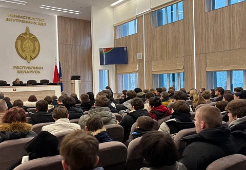За вождение без прав – 6750 рублей: в областной Госавтоинспекции провели открытое судебное заседание