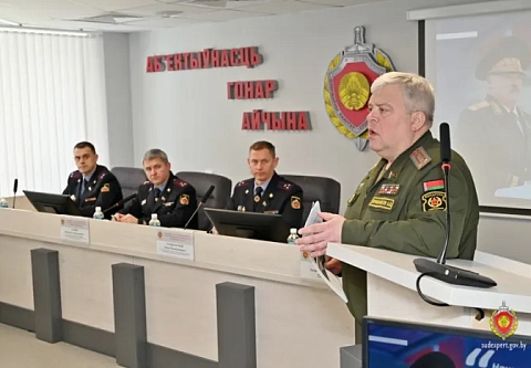 Оборона, технологии и смысл гимна: военный комиссар встретился с судебными экспертами Гомеле