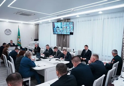 Чистая ферма – вопрос государственной важности. На аппаратном совещании в облисполкоме обсудили вопросы подготовки к паводку, благоустройства, расчистки снега 