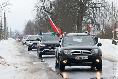 В Рогачеве автопробегом отметили 82-ю годовщину освобождения города от немецко-фашистских захватчиков