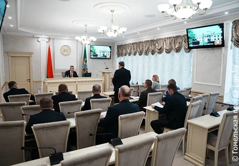 Совещание по вопросу разработки карьеров и добычи песка на Гомельщине провел председатель облисполкома Иван Крупко
