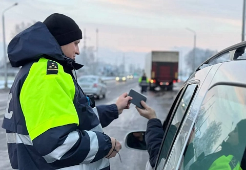 Пьяные и за рулем: более 2 тысяч нарушений ПДД выявили сотрудники ГАИ за предвыходные и выходные дни