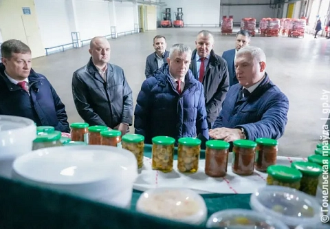 Яблок нужно больше. Рассказываем, как работает овощехранилище в Житковичском районе, построенное по программе развития Припятского Полесья
