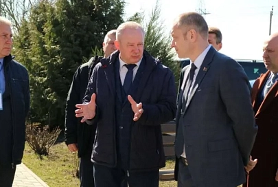 Министр энергетики Денис Мороз в рамках рабочего визита посетил Хойникский район электрических сетей